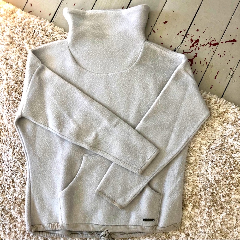 Carve sweater